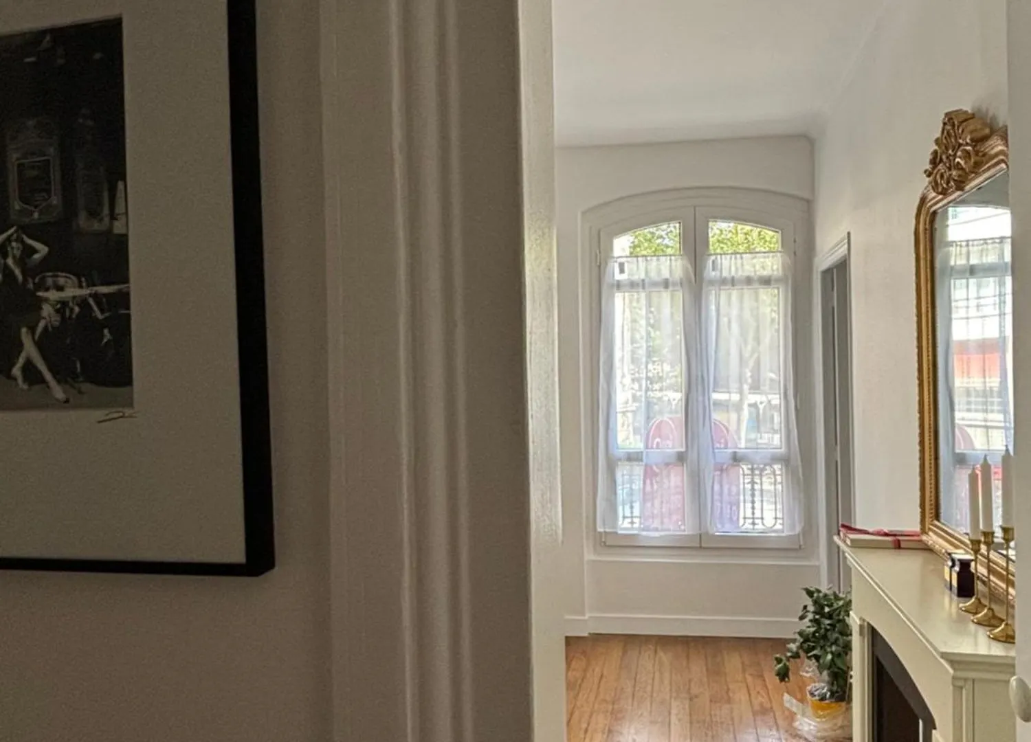 Apartment White